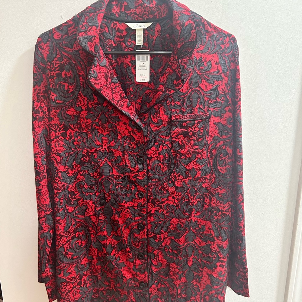 Soma Embraceable‎ PJ Notch Collar Top Artisan Scroll Ruby Red Black Medium NWT